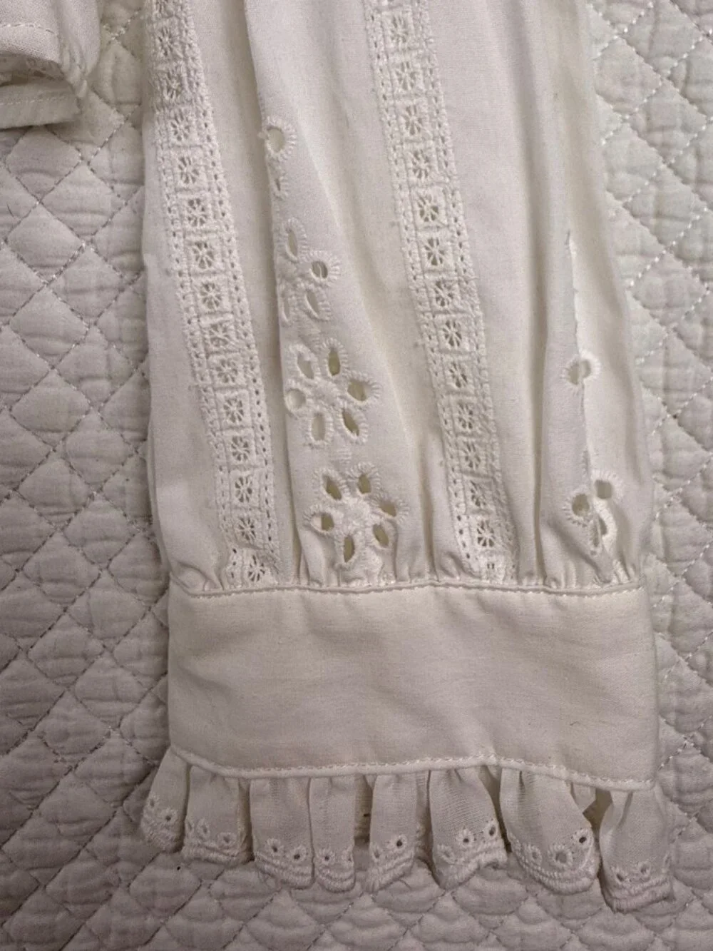 ZARA White Eyelet Ruffled Long Sleeve Blouse Size XL Cottagecore Boho